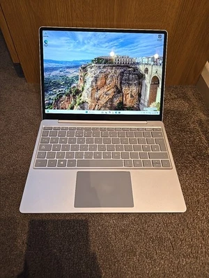 Microsoft Surface Laptop Go 1943 | i5 10th| 16GB | 256GB NVMe|Win11|Excellent - Image 1 of 4