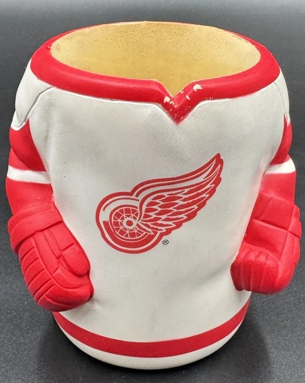 Vintage Detroit Red Wings Coozie NHL Hockey - Image 1 of 4