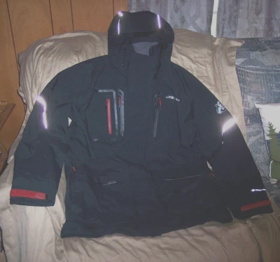 Chaqueta de lluvia Goretex grande para hombre forrada de lana ropa guía parka extrema abrigo de lluvia Foto 1 de 4