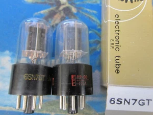 Pr Vintage Raytheon 6SN7GT Röhren,1 NOS 1 STRONG,Black Plates 1950s,USA,Ex Sound - Bild 1 von 3