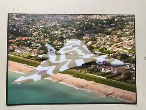 MILITARY AVIATION PRINT- VULCAN XH558 BOMBER TRACKS ALONG SOUTH COAST 2015 - Picture 1 of 1