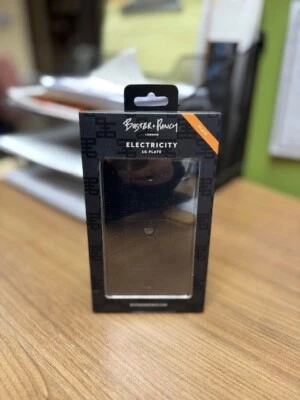 BUSTER & PUNCH BUSTER + PUNCH - ELECTRICITY 1G PLATE - BLACK