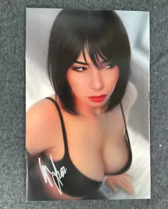 Jennifer Blood #5 Warren Louw variante VERGINE copertina un fumetto * 2022 * firmato quasi nuovo - Foto 1 di 4
