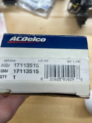 NUEVO NUEVO EN CAJA KIT DE VÁLVULA PCV OEM AC DELCO GM CHEVY CHEVROLET ORIGINAL EQ 17113515 Foto 1 de 4