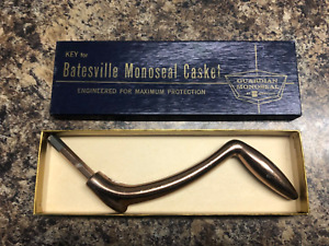 Vintage Batesville Monoseal Casket Coffin Locking Key Crank w. box