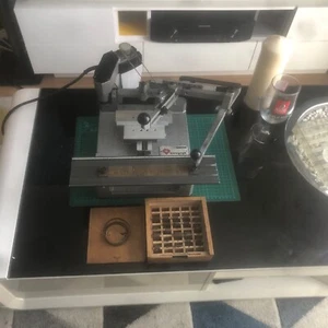 GRAPHOGRAPH .IN. PANTOGRAPH ENGRAVING MACHINE SERVICED WITH CALIGRAPHY FONT SET - Picture 1 of 17