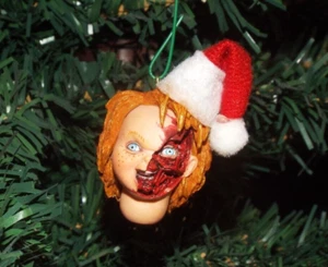 JUEGO INFANTIL "HOLIDAY CHEER CHUCKY" FIGURA DE ACCIÓN CABEZA ADORNO NAVIDAD - Imagen 1 de 5