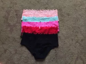 Victoria's Secret Small PINK Hipster Panties, NWT - Picture 1 of 6