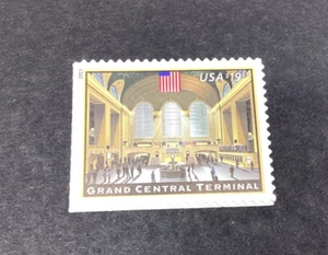 US Express Mail Stamp #4739 Grand Central Terminal Single Stamp $19.95 Mint NH - Picture 1 of 2
