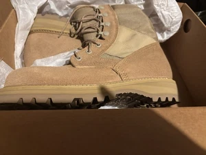 Military THOROGOOD Vibram Sole Hot Weather Steel Toe Boots Desert Tan NEW 6.5R - Picture 1 of 4