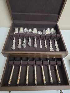 Set posate posate argento internazionale 44 pezzi 16 forchette 8 coltelli altro - Foto 1 di 22