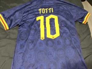 (SZ 2XL) Francesco Totti 10 Roma Souvenir Soccer Jersey - Picture 1 of 3