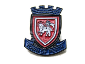 Town Of Perth Crest Pin - Picture 1 of 4