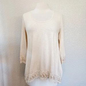 Max Studio Cream Blouse w/Lace Trim Size M - Picture 1 of 14