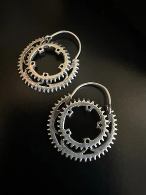 Artisan 925 Sterling Hoop Earrings Steampunk Vibe Gorge Metalworks Signed Boho - Imagem 1 de 4