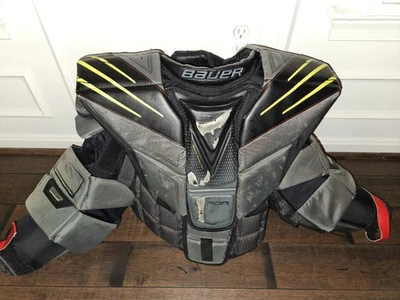 Protector de pecho Bauer Vapor Hyperlite Hockey Portero Senior Pequeño Foto 1 de 4