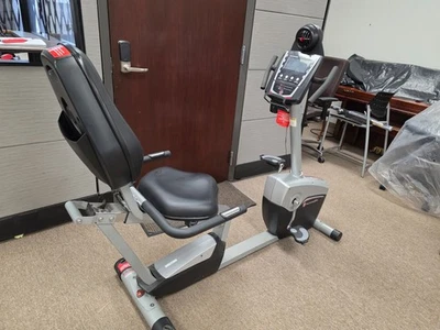 Schwinn 201 Recumbent Exercise Bike, 2006 mint condition - Image 1 of 4