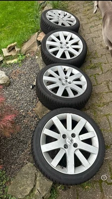 Peugeot 207 Hockenheim Felgen mit Winterreifen - Bild 1 von 4