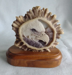 Vintage 1992 Mill Creek Studios Bald Eagle Sculpture w/ Wooden Base #8002 - Picture 1 of 12