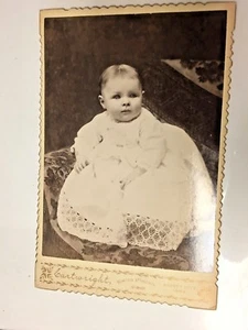 Antique Cabinet Card of a Beautiful Baby       - Picture 1 of 2