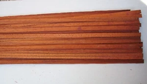 25 Holzleisten Padouk 1000x8x0,6 Modellbau - Bild 1 von 1