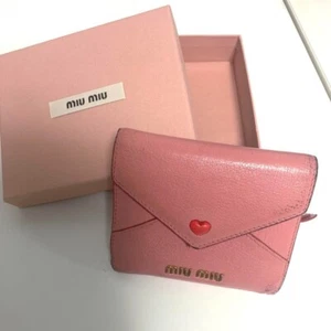 Miu Miu Madras Liebesbrief rosa kompakte Geldbörse Leder gebraucht aus Japan kostenloser Versand - Bild 1 von 9