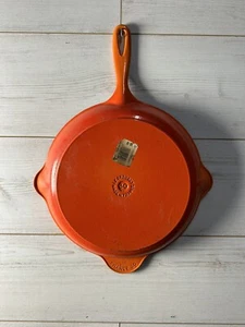 Le Creuset 30 cm Pfanne Vintage Gusseisen orange Bratpfanne rund emailliert - Bild 1 von 13