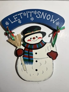 Pupazzo di neve natalizio da appendere al muro, "Lascia che nevichi", legno dipinto, 7"x7,5" - Foto 1 di 5
