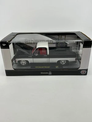 M2 Machines 1:24 Scale White Black Red 1975 Chevrolet Silverado S40 23-17 - Image 1 of 4