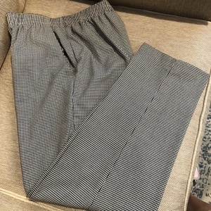 Briggs New York Black & White  Check ~ Pull On ~ Size 10 - Picture 1 of 3