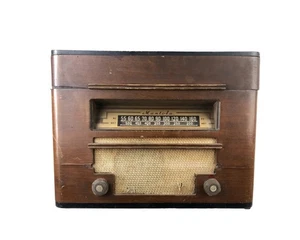 Mantola AM Radio Record Player Phonograph Model R655-W Untested - Picture 1 of 18
