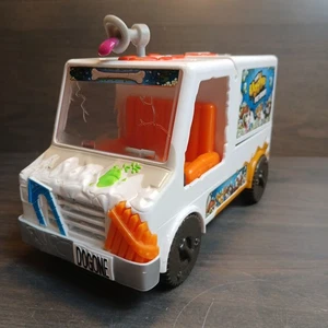 The Ugglys Pet Shop Camion Furgone Lavaggio Cani Sporco e 3 Figure Suoni Funzionanti - Usato - Foto 1 di 11