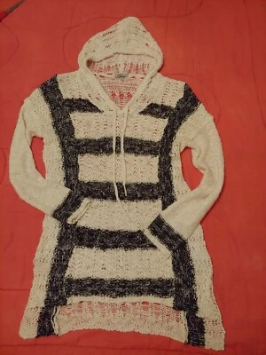 Charlotte Russe женщин S свитер над бак футболка блузка с капюшоном кардиган  - Изображение 1 из 4