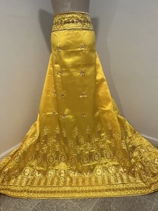 2.75 Yard Yellow Gold Border Embroidery Sequins Fabric 50” Width - Picture 1 of 5