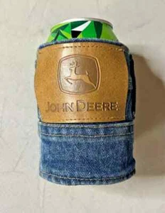 Jeans blu John Deere vintage Can Koozie denim regalo cool - Foto 1 di 1