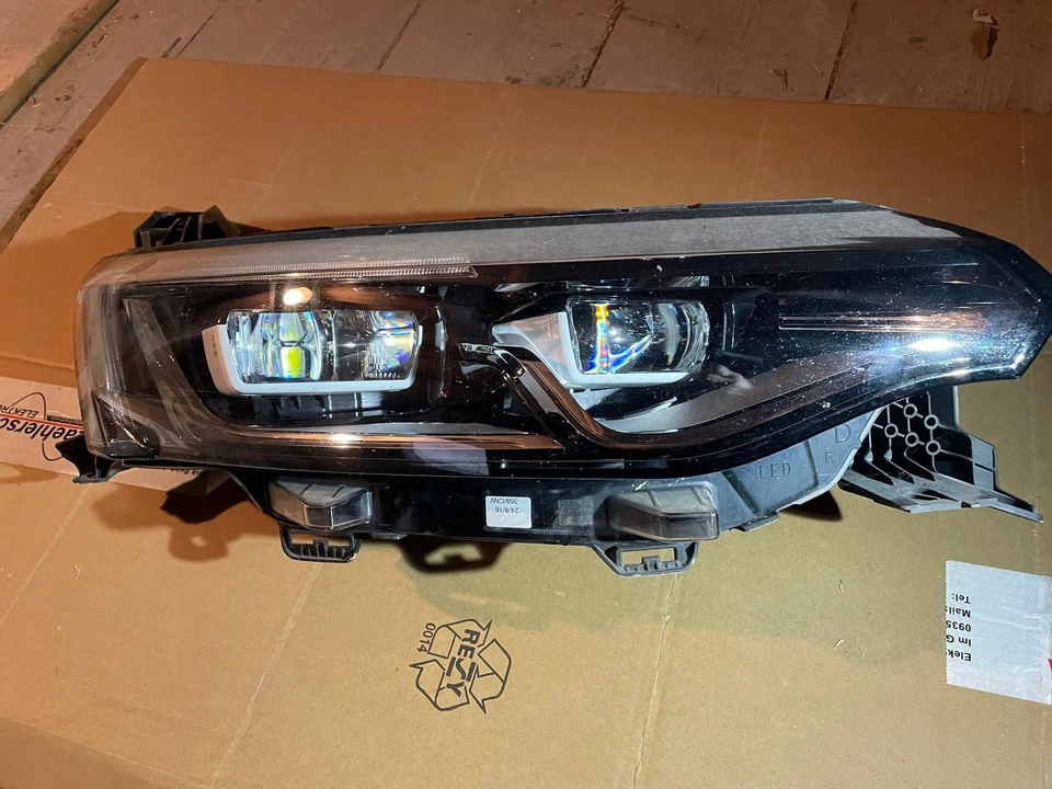 Scheinwerfer (Rechts) Renault Talisman Voll-LED Original - Bild 1 von 4