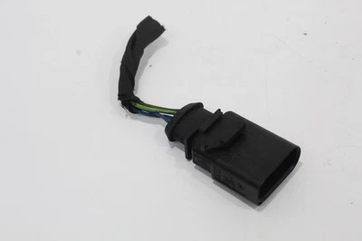 Audi VW 4 Pin Wiring Connector and Short Length of Wire 1K0973804 - Image 1 of 4