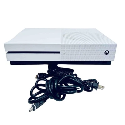 Consola de Videojuegos Microsoft Xbox One S 1681 500GB 7043 Sin Mando Foto 1 de 4