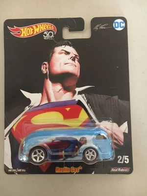 Hot Wheels Superman HAULIN GAS☆azul;real riders 💥2018 DC Comics POP CULTURE 💥 Foto 1 de 3