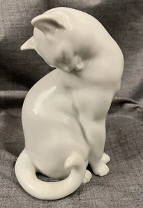 "Estatuilla de gato Augarten Wien Austria porcelana blanca 1674 vintage 5,75"" usada en excelente estado" - Imagen 1 de 9