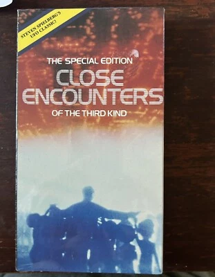 Close Encounters Of The Third Kind SPECIAL EDITION (1988) VHS SPIELBERG -SEALED - Image 1 of 4
