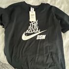 Neu mit Etikett Nike X Dover Street Market DSM T-Shirt ""On the Run Again"" - schwarz - Größe XL