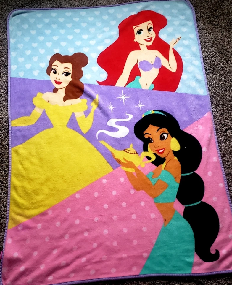 Manta Disney Princesa Difusa 40" x 60" Foto 1 de 1