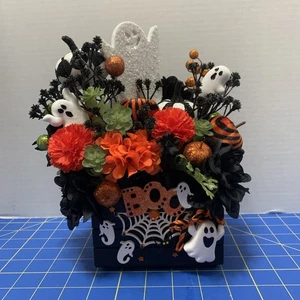 Fantasmas de Halloween Pequeña Caja de Madera Bandeja en Niveles Decoración de Mesa Flores Calabazas Nuevo - Imagen 1 de 13