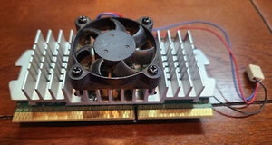 Intel Pentium III 3 500/512/100/2.0V SL35E CPU w/ Cooling Heatsink & Fan Slot 1 - Picture 1 of 4
