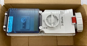 BALS 17250 OUTLET W/ENCLOSURE 32AMP 3P+N+E 200-415VAC 50/60HZ - Picture 1 of 9