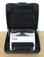 Adler Junior 12 Arabic Typeface Vintage Manual Typewriter White w/ Case Japan