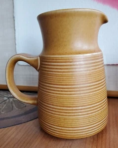 Denby Langley Canterbury 32 oz Pitcher -- Made in England -- EXCELLENT cond! - Picture 1 of 7