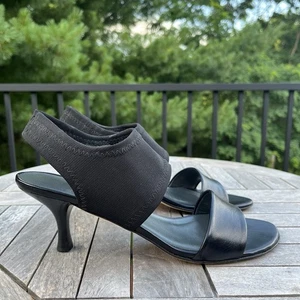 Stuart Weitzman Stretchup Nappa Kitten Heel Womens 9.5 Black Sandal Leather Shoe - Picture 1 of 9