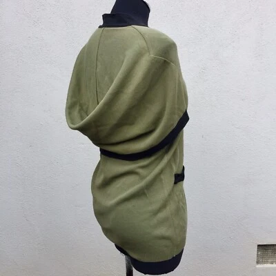 Blusa suéter Angelo Tarlazzi vintage malha S/S verde oliva preta manga capuz tamanho 6 - Imagem 1 de 4